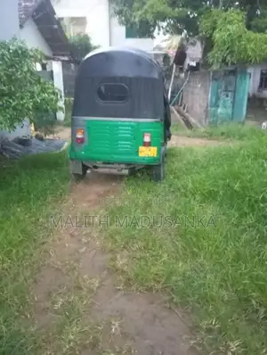 Bajaj RE 2012 Three Wheel (Used)