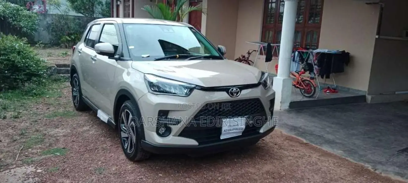Toyota Raize 2025 SUV (Used)