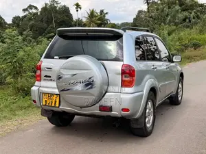 Toyota RAV4 2001 SUV (Used)