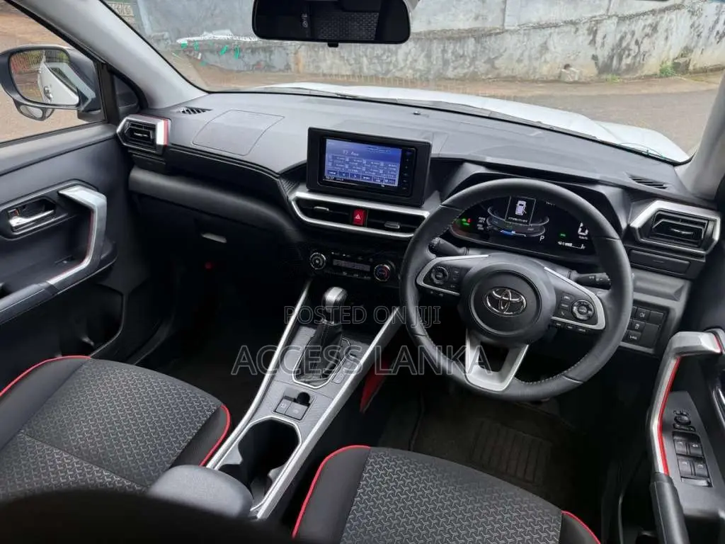 Toyota Raize Z HYBRID 2025 SUV Unregistered (Recondition)