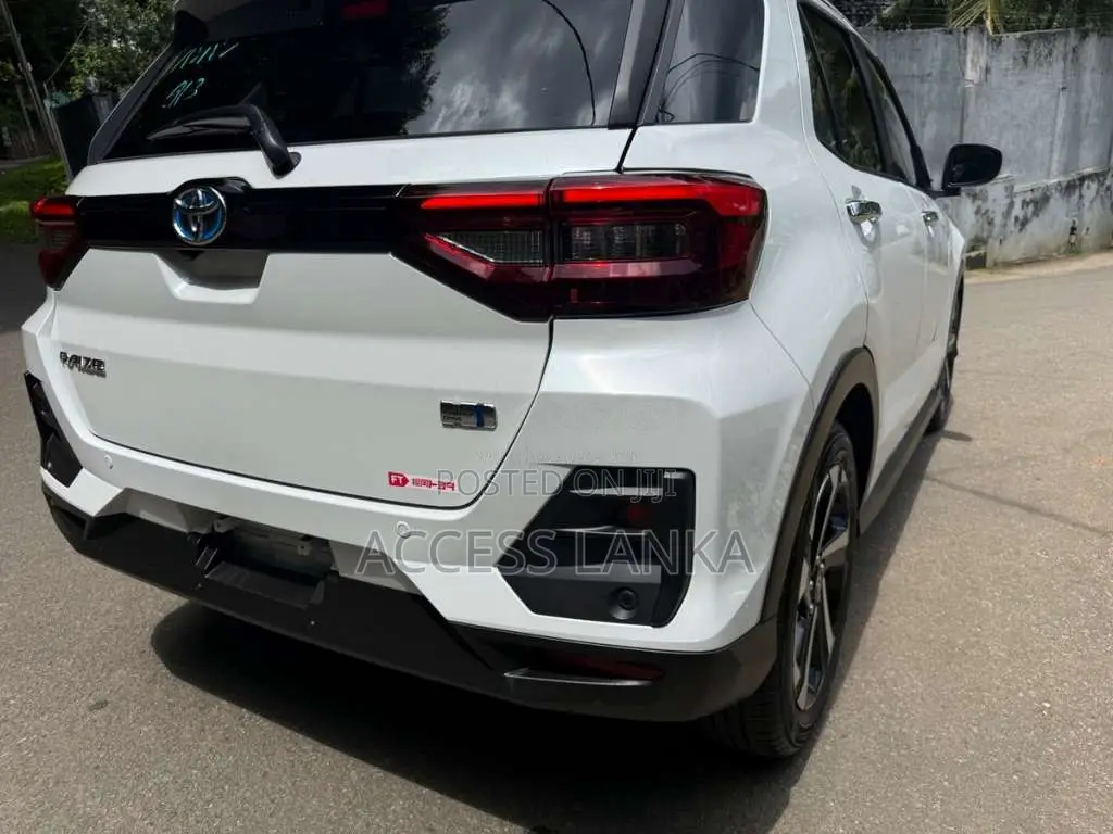 Toyota Raize Z HYBRID 2025 SUV Unregistered (Recondition)