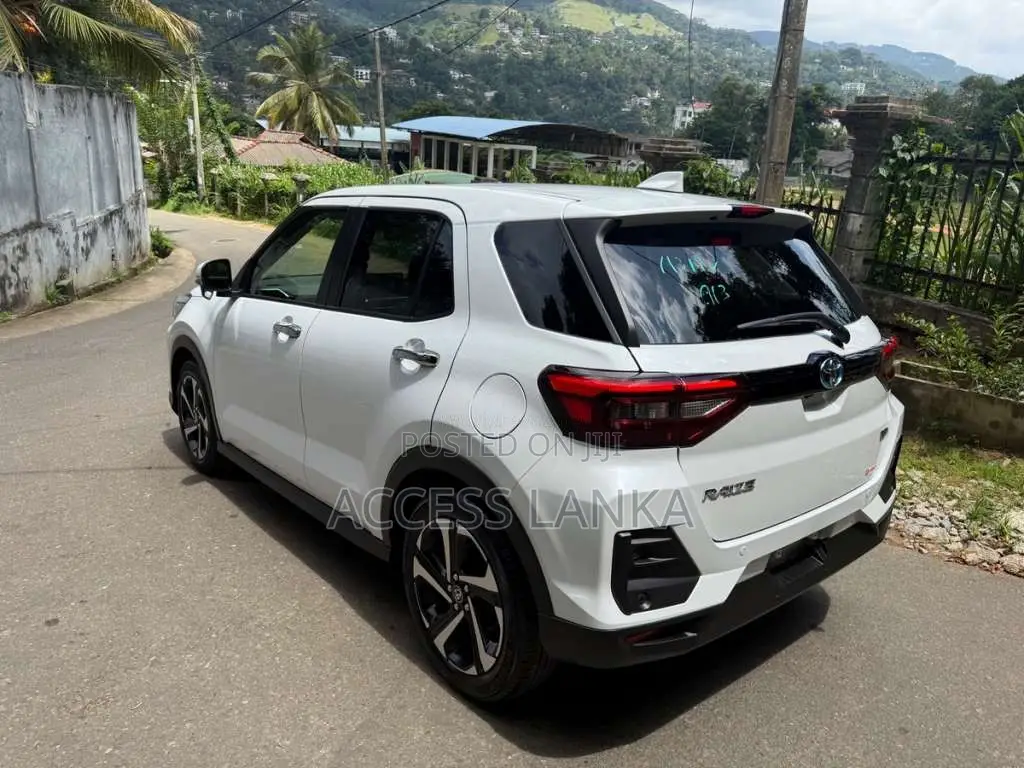 Toyota Raize Z HYBRID 2025 SUV Unregistered (Recondition)