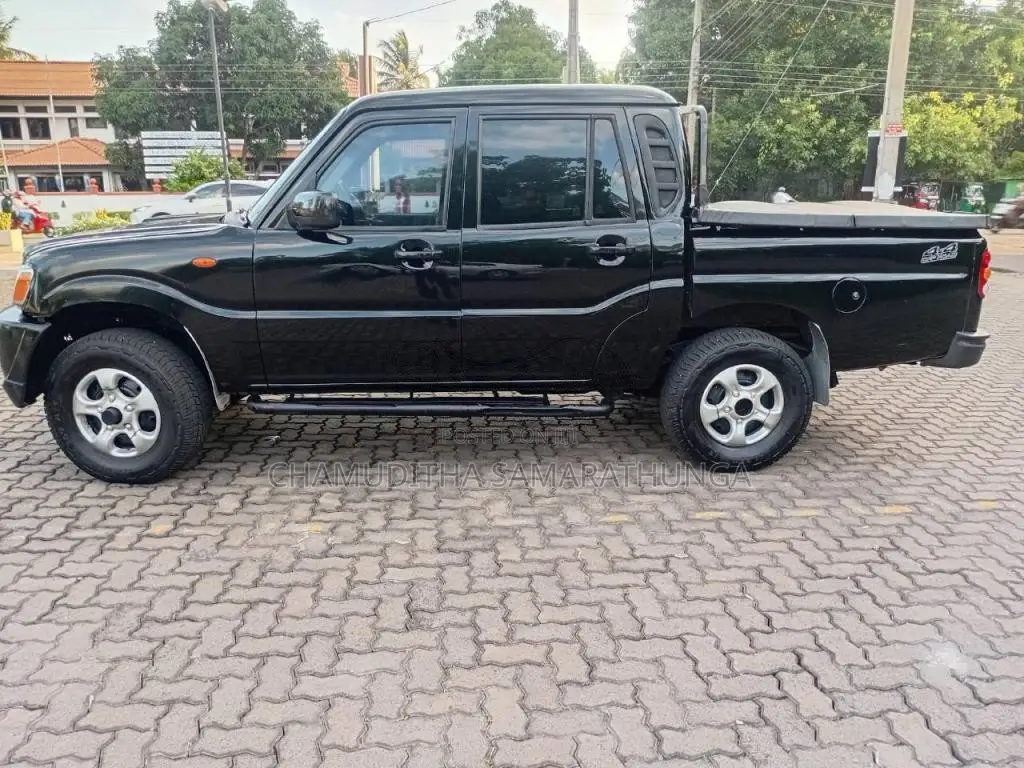 Mahindra SCORPIO 4WD 2011 Pickup (Used)