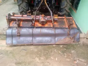 John-Deere Sakthiman 2021 Tractor (Used)