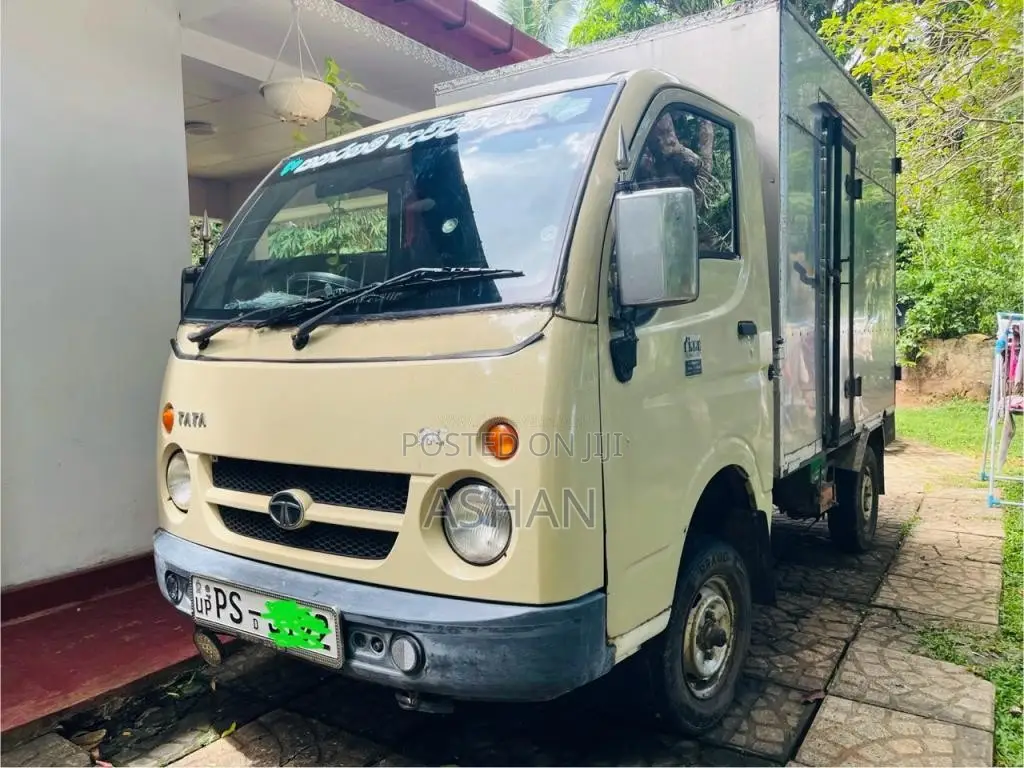 Tata Dimo Batta 2012 Lorry (Used)