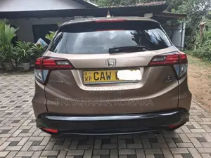 Honda Vezel RS Sensing 2017 SUV (Used)