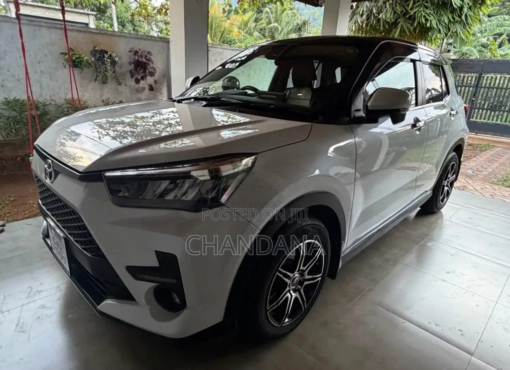 Toyota Raize JDM 2023 SUV (Used)