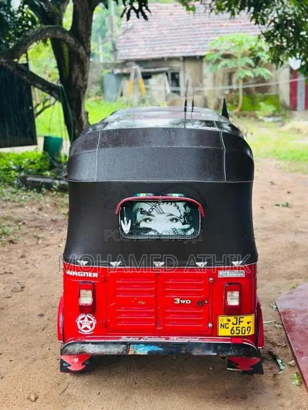 Bajaj RE 2006 Three Wheel (Used)