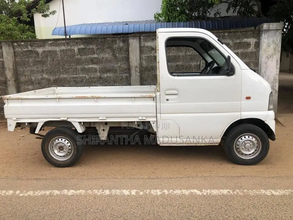 Suzuki Da52 2000 Lorry (Used)