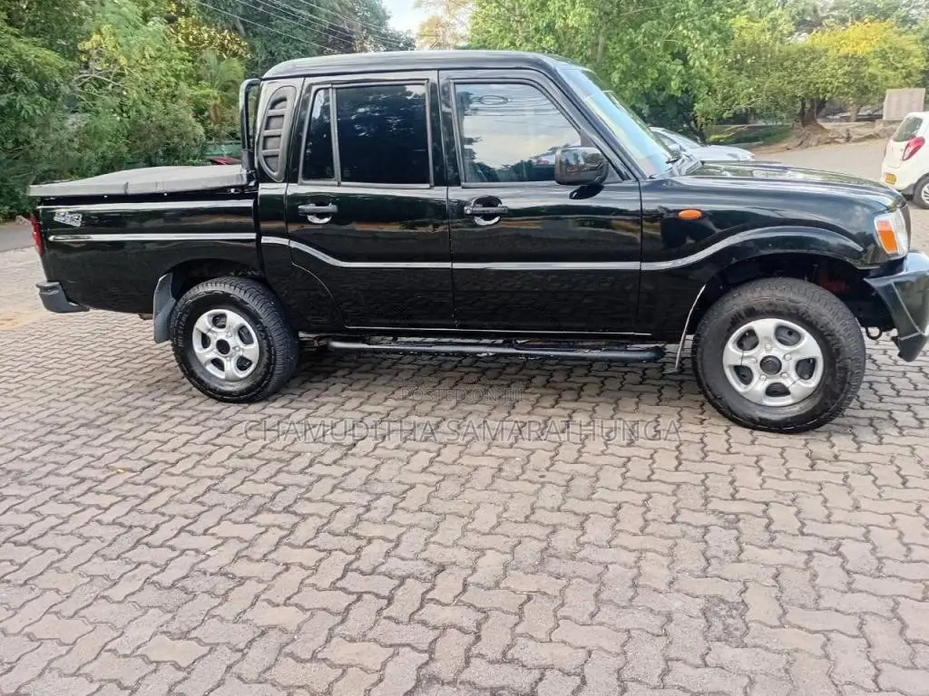Mahindra SCORPIO 4WD 2011 Pickup (Used)