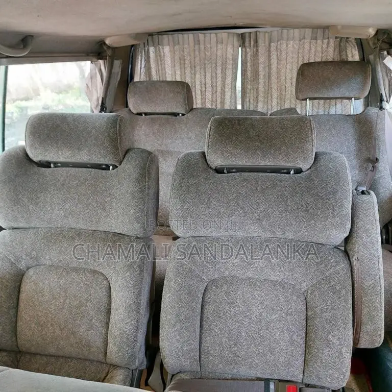 Nissan Caravan 1992 Van (Used)