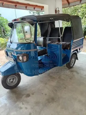 Piaggio Ape 2000 Three Wheel (Used)