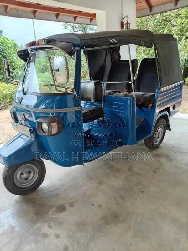 Piaggio Ape 2000 Three Wheel (Used)
