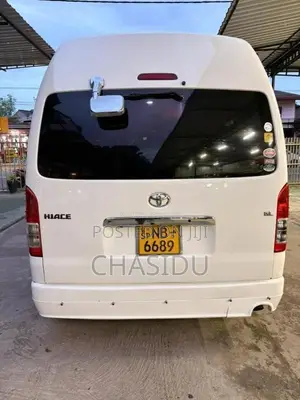Toyota KDH High Roof 2009 Van (Used)