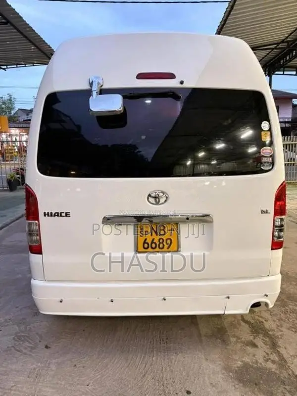 Toyota KDH High Roof 2009 Van (Used)