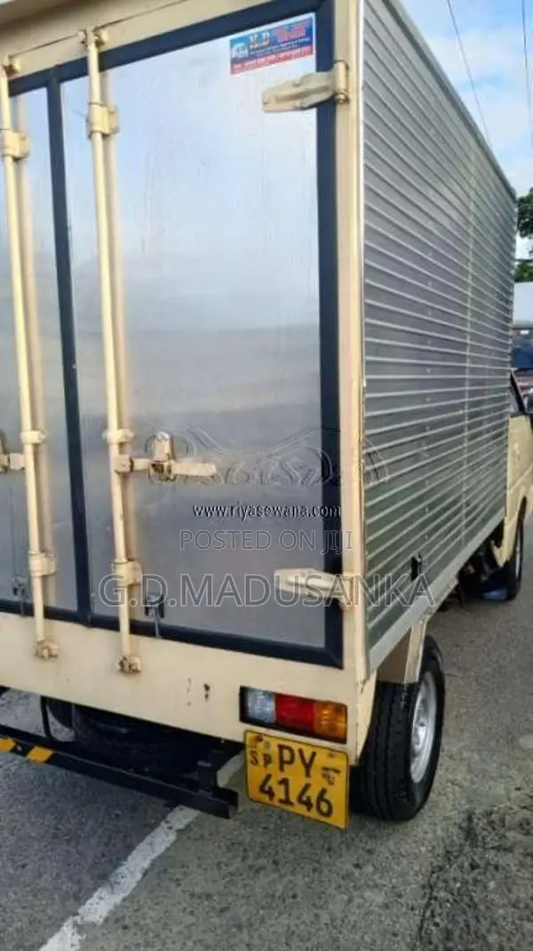 Ashok-Leyland Dost 2013 Lorry (Used)
