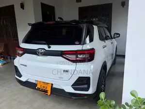 Toyota Raize JDM 2023 SUV (Used)