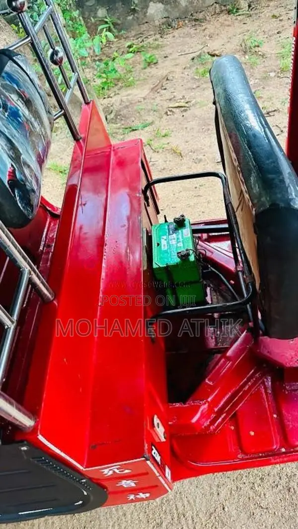 Bajaj RE 2006 Three Wheel (Used)