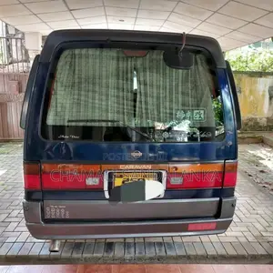Nissan Caravan 1992 Van (Used)