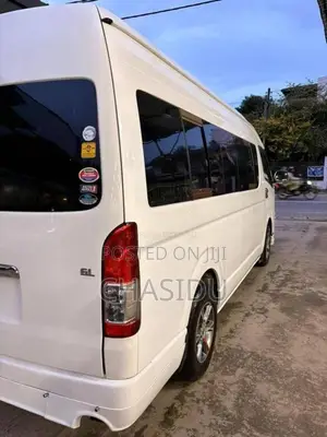 Toyota KDH High Roof 2009 Van (Used)