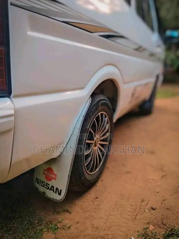 Nissan Vanette 1993 Van (Used)