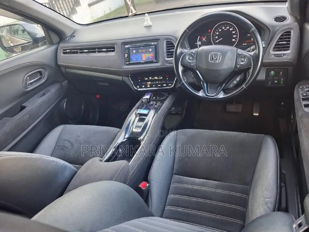 Honda Vezel RS Sensing 2017 SUV (Used)