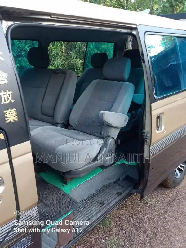 Nissan 24 1988 Van (Used)