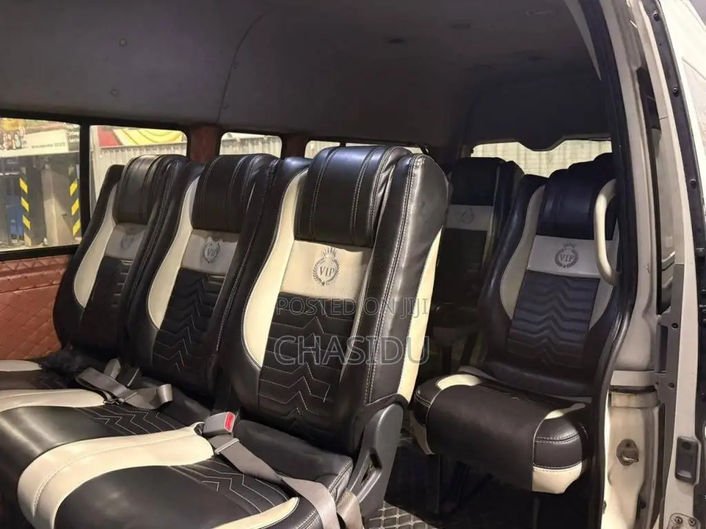 Toyota KDH High Roof 2009 Van (Used)
