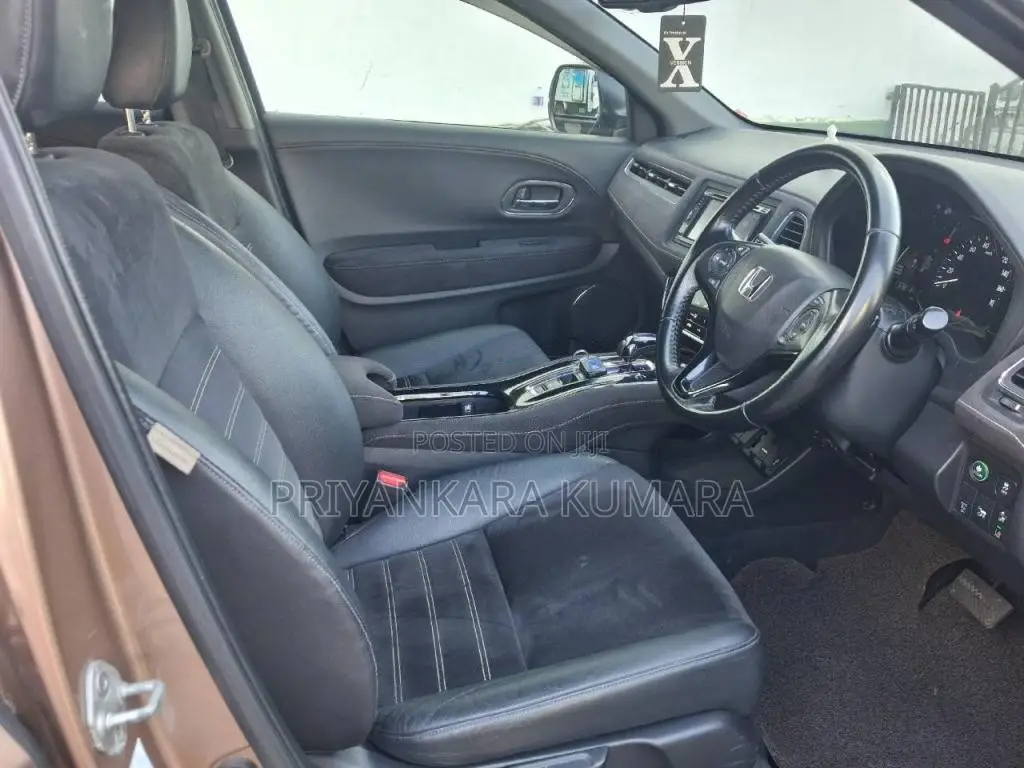 Honda Vezel RS Sensing 2017 SUV (Used)