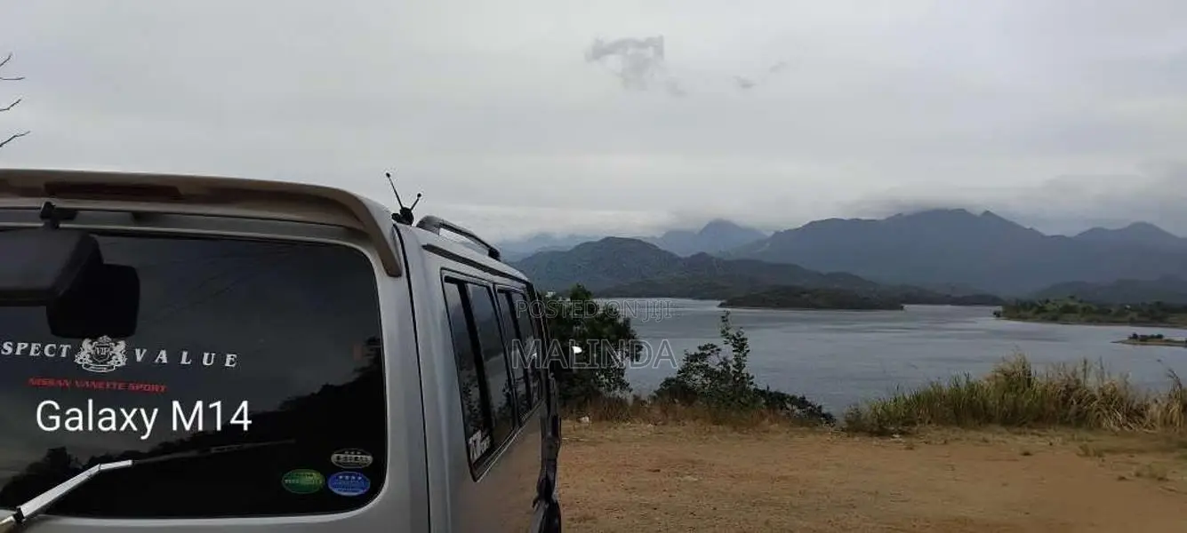 Nissan Vanette 1993 Van (Used)