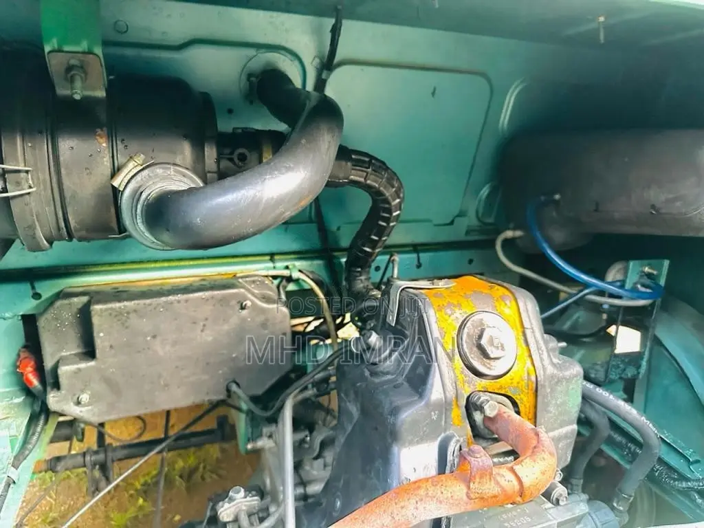 Bajaj RE 205 2011 Three Wheel (Used)
