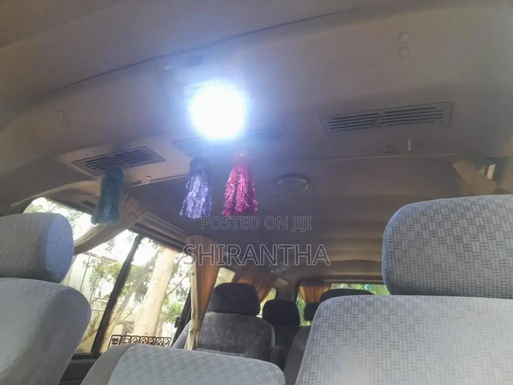 Nissan Caravan 1999 Van (Used)