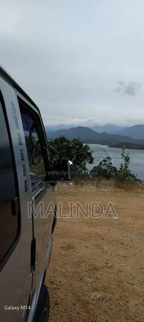 Nissan Vanette 1993 Van (Used)