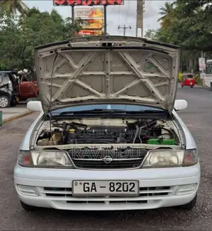 Nissan Sunn FB14 2001 Car (Used)