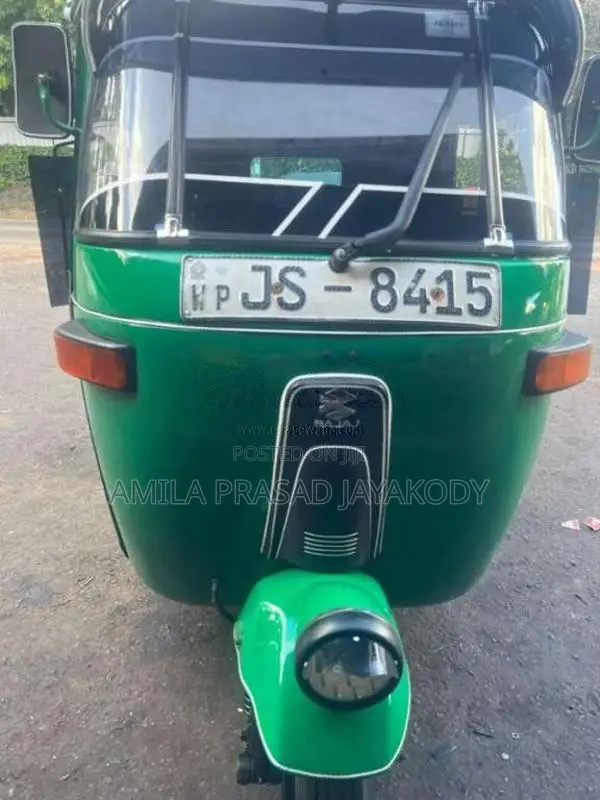 Bajaj 2 Stroke 2006 Three Wheel (Used)