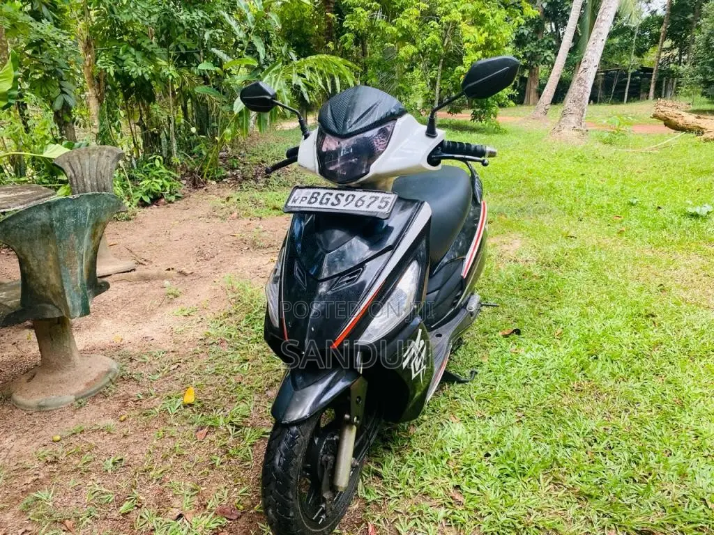 Hero Maestro Edge 2018 Motorbike (Used)