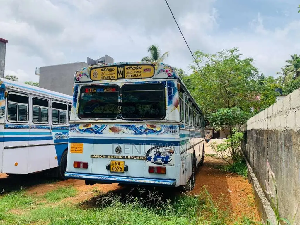 Ashok-Leyland Hino Power 2008 Bus (Used)