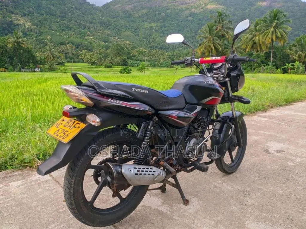 Bajaj Discover 100 2013 Motorbike (Used)