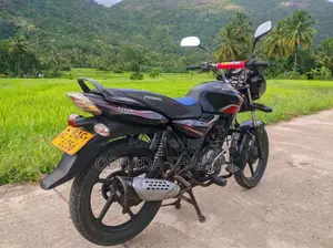 Bajaj Discover 100 2013 Motorbike (Used)