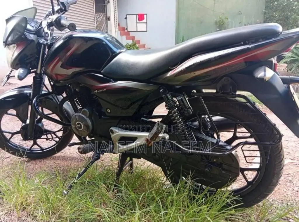 Bajaj Discover 2014 Motorbike (Used)
