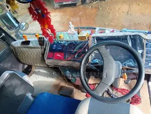 Mitsubishi Rosa 1988 Bus (Used)