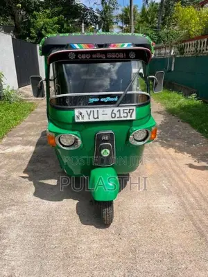 Bajaj 4 Stroke 2011 Three Wheel (Used)