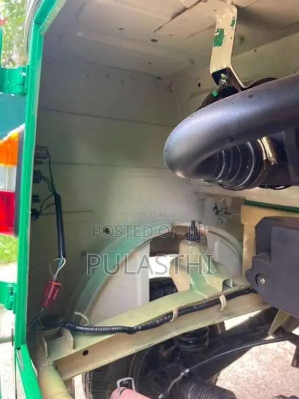 Bajaj 4 Stroke 2011 Three Wheel (Used)