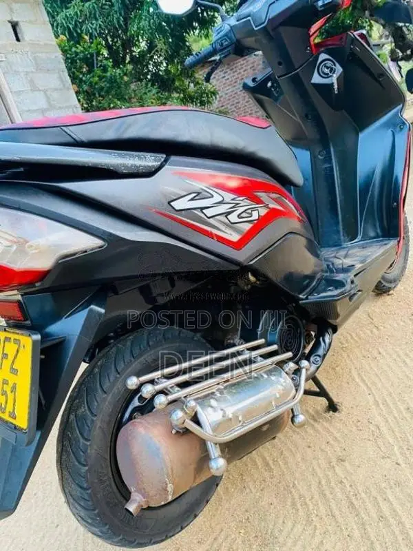 Honda DIO 2017 Motorbike (Used)