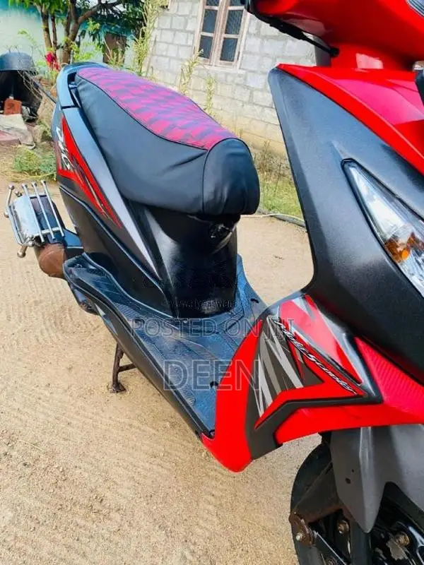 Honda DIO 2017 Motorbike (Used)