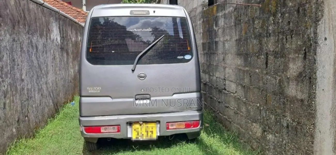 Nissan Clipper 2012 Van (Used)