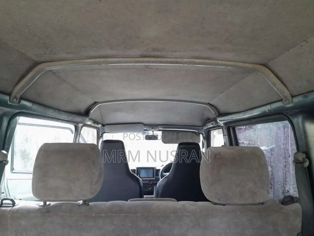 Nissan Clipper 2012 Van (Used)