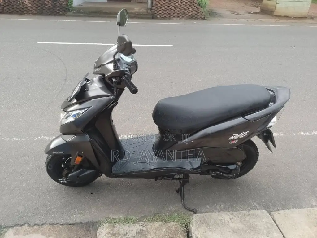 Honda Dio 2018 Motorbike (Used)