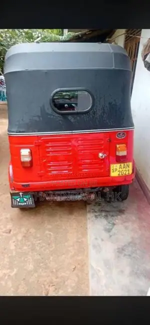 Bajaj 4 stroke 2013 Three Wheel (Used)