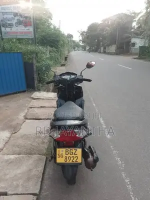Honda Dio 2018 Motorbike (Used)